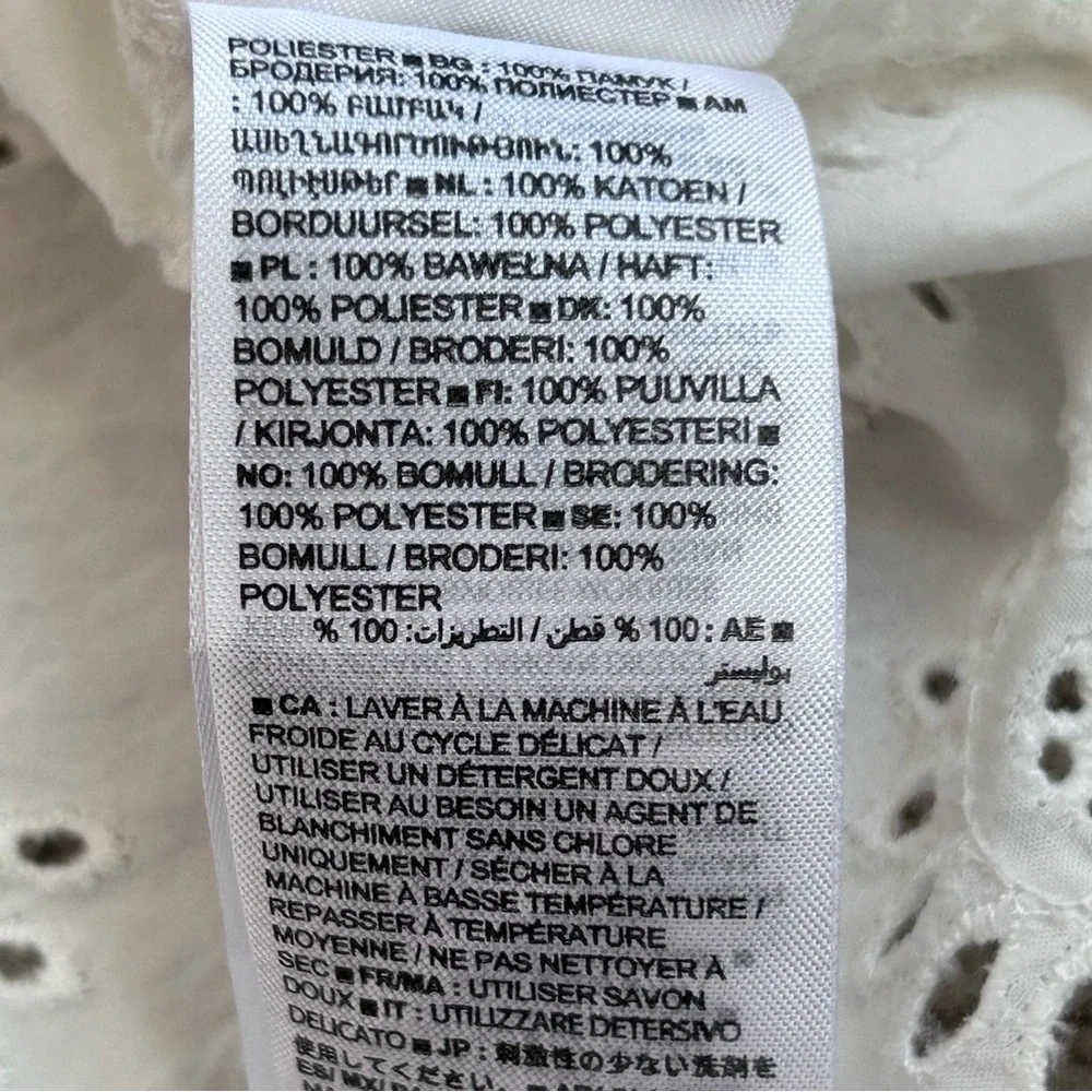 NWT Gap Women’s White Eyelet Flutter Sleeve Boho Blouse Size Extra Small - Picture 9 of 10